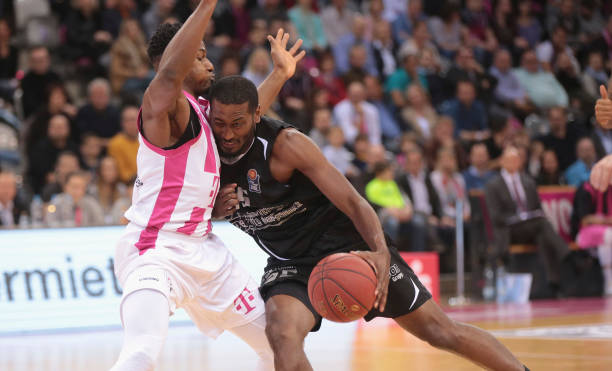 伊萨克的转 伊萨克的转