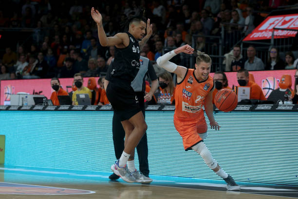 球星家人介 球星家人介