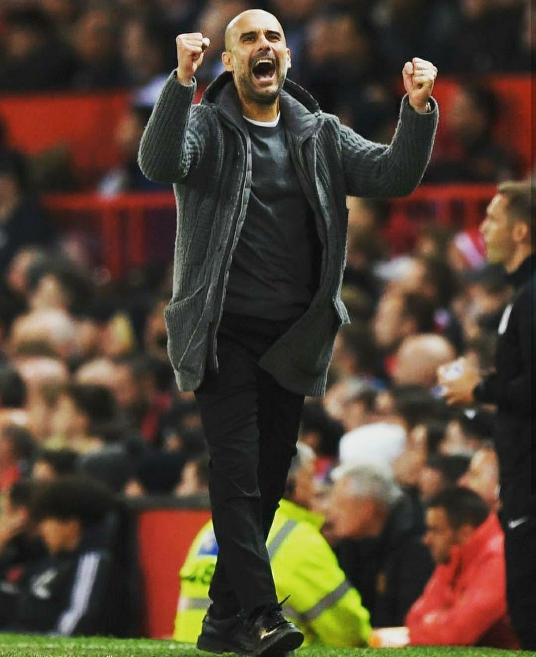 球队为前锋 球队为前锋